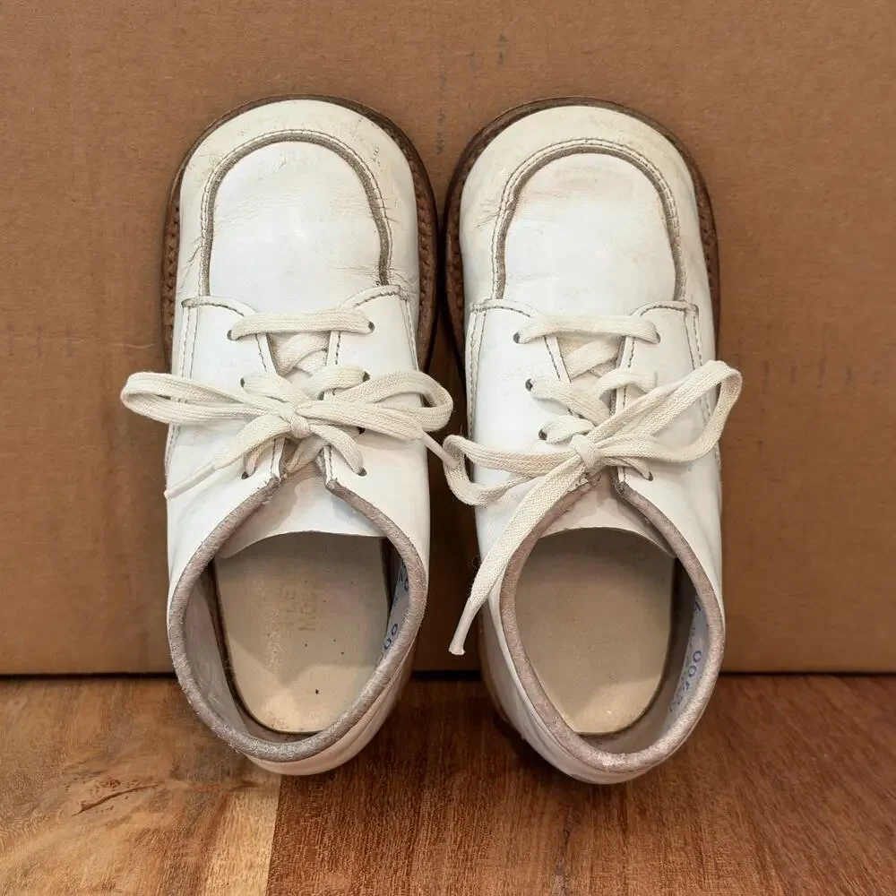 VINTAGE Baby / Toddler 18-24 Months Size 6.5D White Leather Walking Shoes